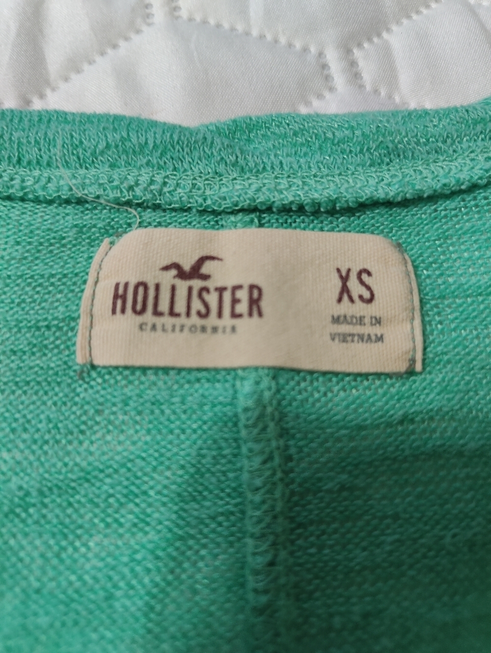 Hollister Green V-Neck Top for Women XS - Picture 4 of 4